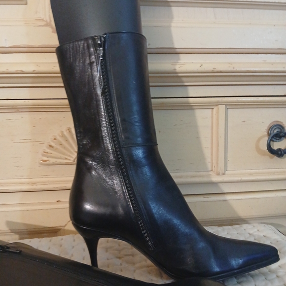 Booties Via Spiga 7.5M..3 inch heel - Picture 3 of 9